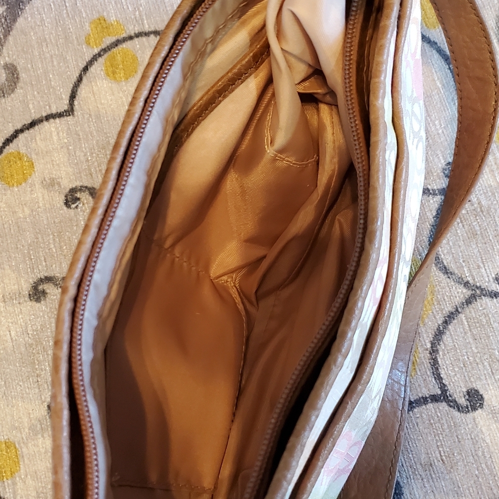 Etienne Aigner Shoulder Purse⚜️🤎⚜️ - Picture 6 of 10